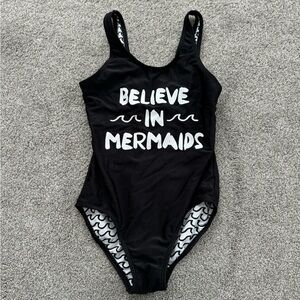 Art Class Black and White One Piece Baiting Suit